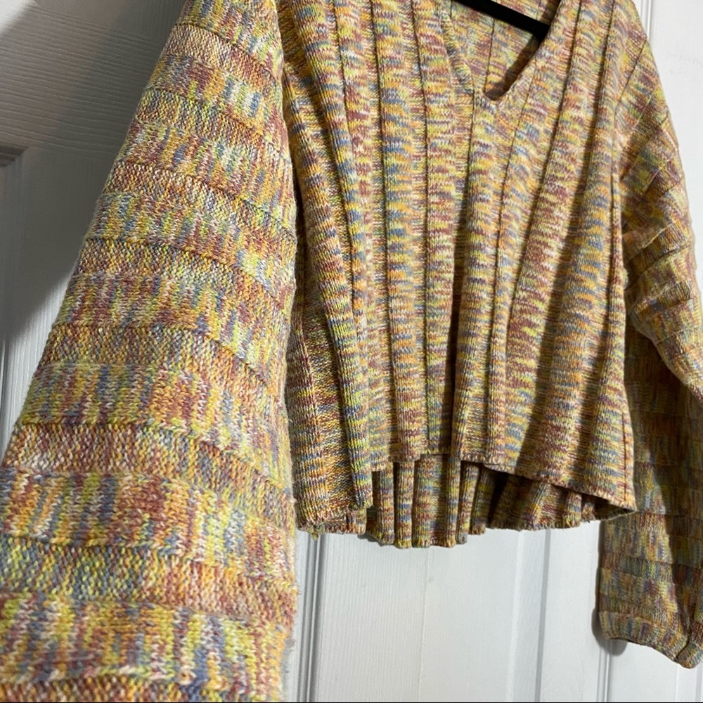 Forever 21 Plus Long Sleeve Cropped Sweater in Multi Color Knit - Picture 7 of 8
